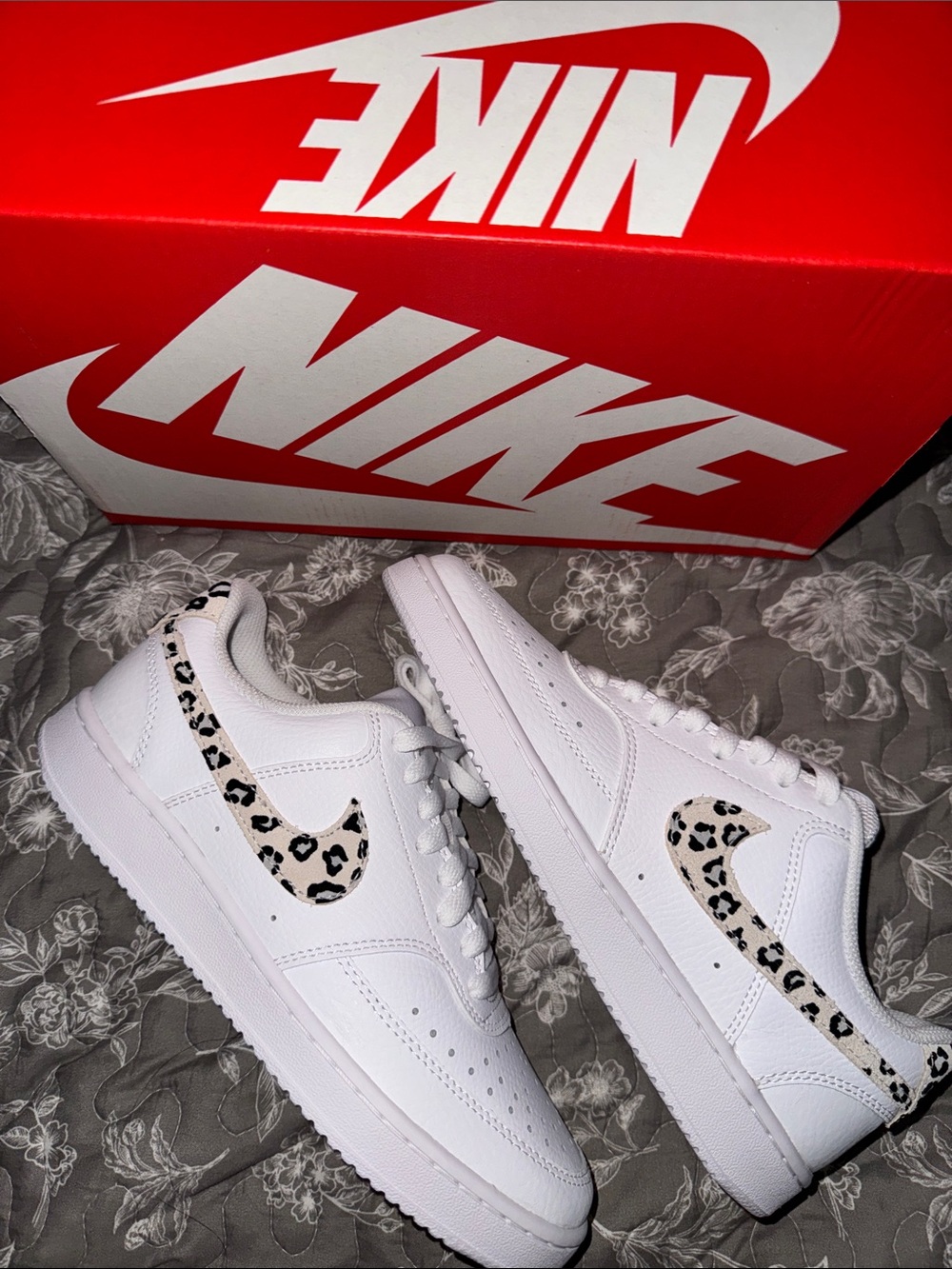 Nike White Women's Low-Top Sneakers with Leopard Swoosh - Picture 2 of 4